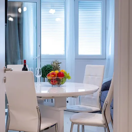 Laplace * 斯普利特